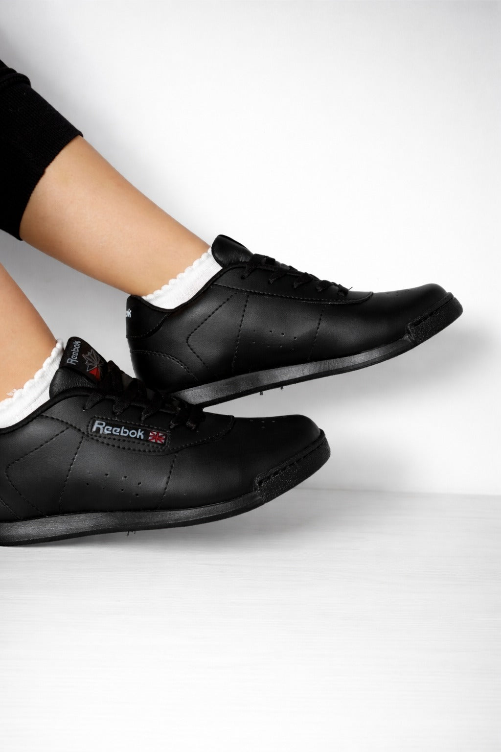 TENIS CLASSIC REEBOK PRINCESS + CAJA