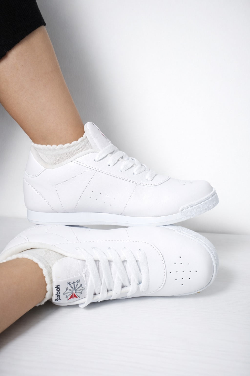 TENIS CLASSIC REEBOK PRINCESS + CAJA
