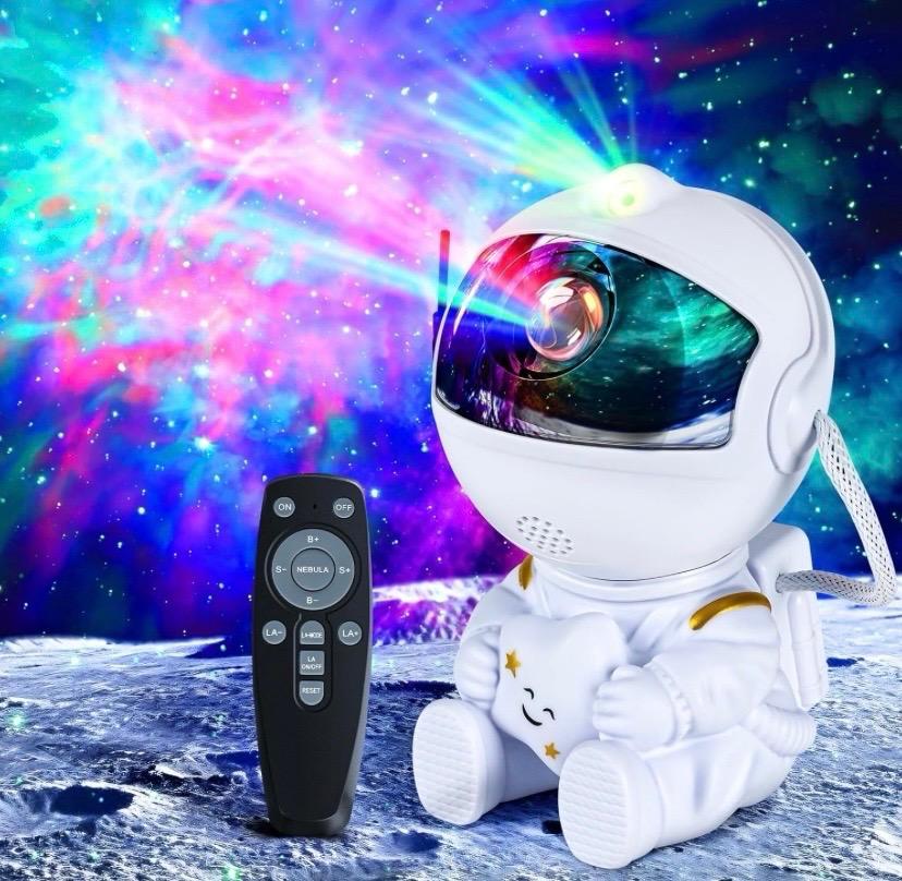 PROYECTOR DE ASTRONAUTA SENTADO