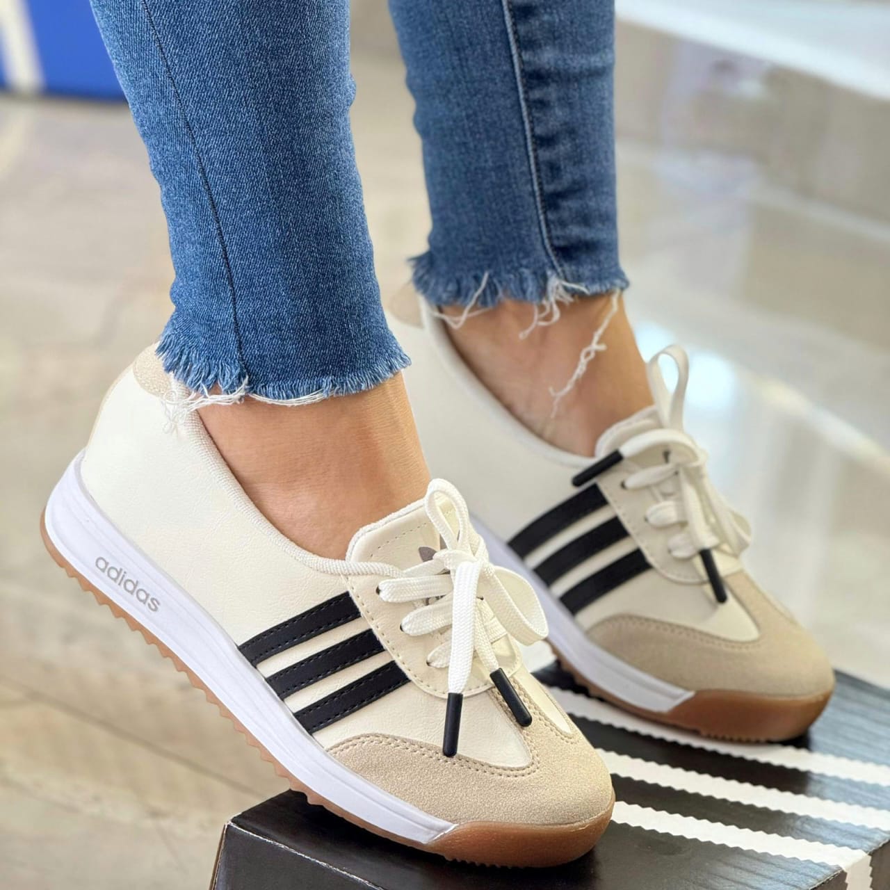 Baleta Adidas Cordón