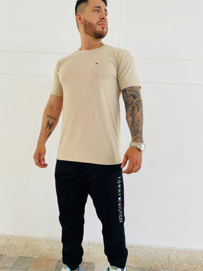CAMISETA TOMMY AAA