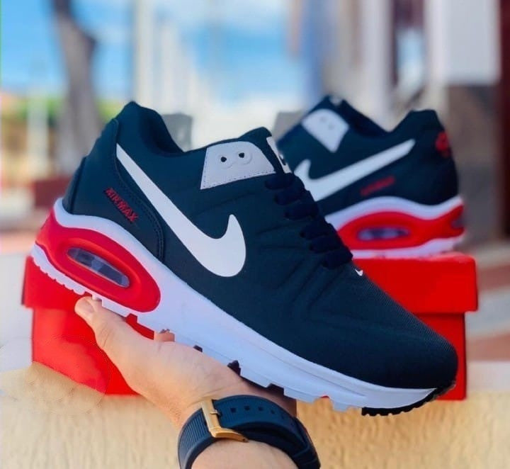 Nike Comando Caballero Deportivo